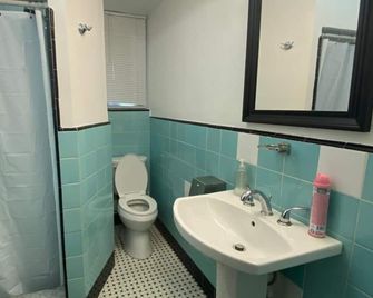 Hoosville Hostel - Florida City