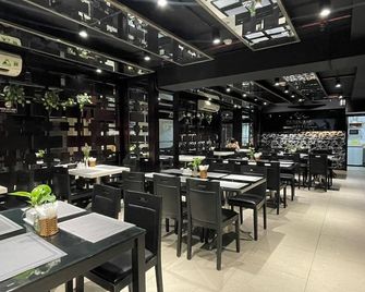 Queen Ann Hotel - Ciudad Ho Chi Minh - Restaurante