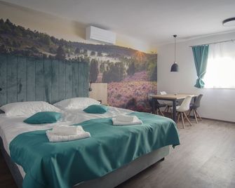 Apartments With Private Saunas - Wellness Gobi - Podčetrtek - Спальня