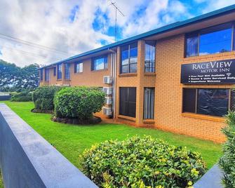 อะ เรซวิว มอเตอร์ อินน์ - ทูวูมบ้า - อาคาร