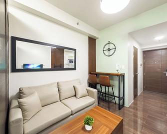 Gemstonebr II@smdc Air Residences - Manila