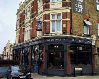 OYO The Kilburn Arms - London - Building