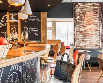 Ibis Hotel Würzburg City - Würzburg - Baari