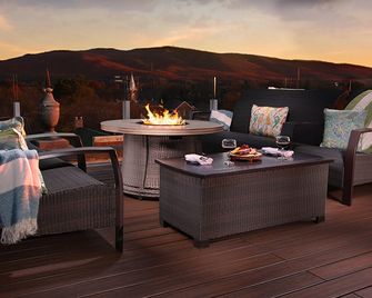 The Bolling Wilson Hotel - Wytheville - Патіо