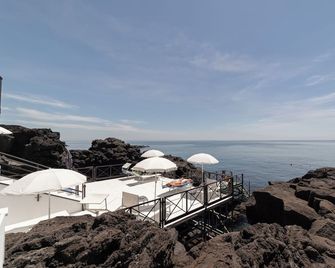 Hotel Nettuno - Κατάνη - Θέα στην ύπαιθρο