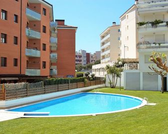 Apartamento Naiss Garden Family - Palafolls - Basen