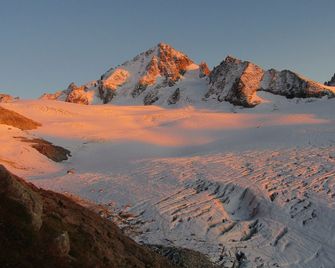 ليه جراندز مونتيتس أوتل آند سبا - شامونيكس-مون-بلان