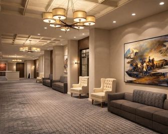 Posh Suites with Bold Decor! Indulge in Boston's Rich Culture – Pets Allowed - بوسطن - ردهة