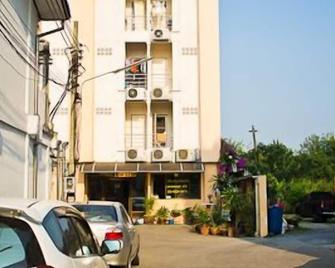 S&P Service Apartment - Bangkok - Edificio