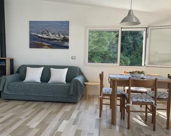 Apartment in Villa with sea view - Rodi Garganico - Sala pranzo