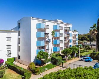 1BR Apartment with Pool at Lago Azul - Quarteira - Edificio