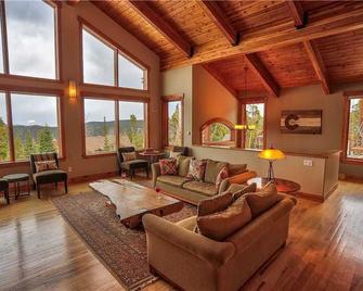 Sundara Place Private Home with Hot Tub - Breckenridge