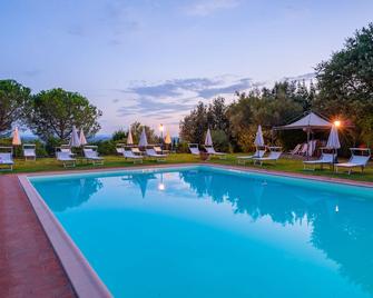 Villa Borgo San Pietro - קורטונה - בריכה