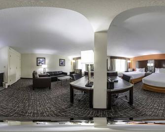 New Hope Inn & Suites - New Hope - Bedroom