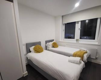 Vetrelax Basildon City Center Apartment - Basildon - Bedroom