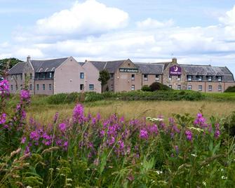 Premier Inn Aberdeen North Bridge Of Don - 阿伯丁 - 建築