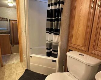 Lakefront RV Cottage in Parry Sound #14 - Parry Sound