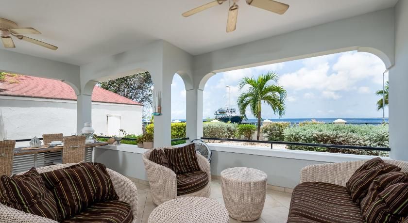 Balcony view of Luxury Seafront 4p large ground floor apartment