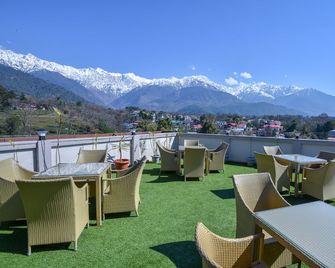 The Bliss Palampur - Pālampur - Балкон