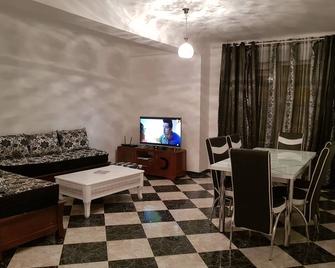 Beautiful Apartment F3 7 Beds - Boumerdès - Sala de estar