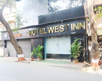 Hotel West inn - Mumbai - Building