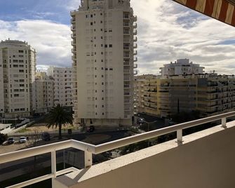 Luxury Apartment block - Armação de Pêra - Balcon