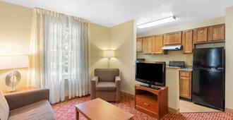 Extended Stay America Suites - Newport News - Yorktown - Yorktown - Sala de estar