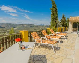 Villa el Establo Montefrio by Ruralidays - Montefrío - Balcón