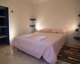 Todos Santos Hostel super fast and stable satellite wifi - Todos Santos - Schlafzimmer