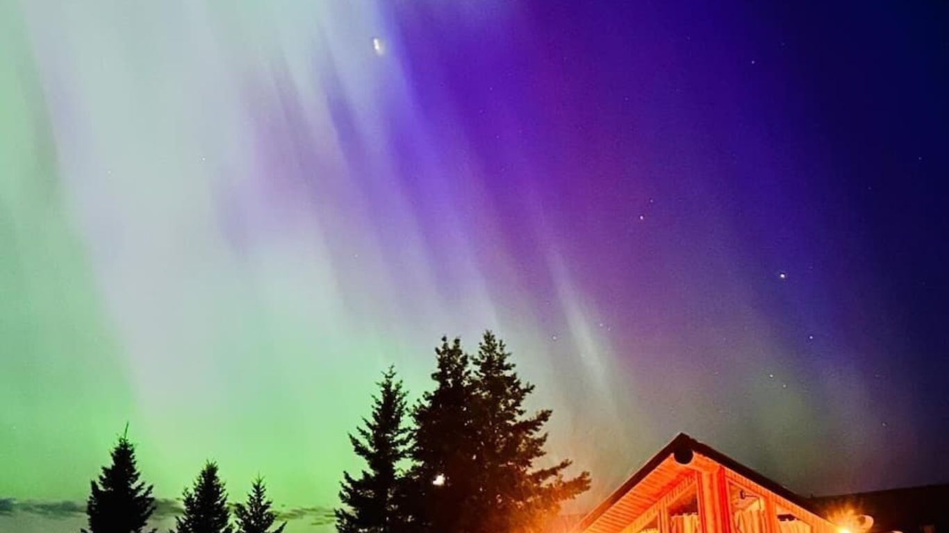 Cariboo Log Guest House