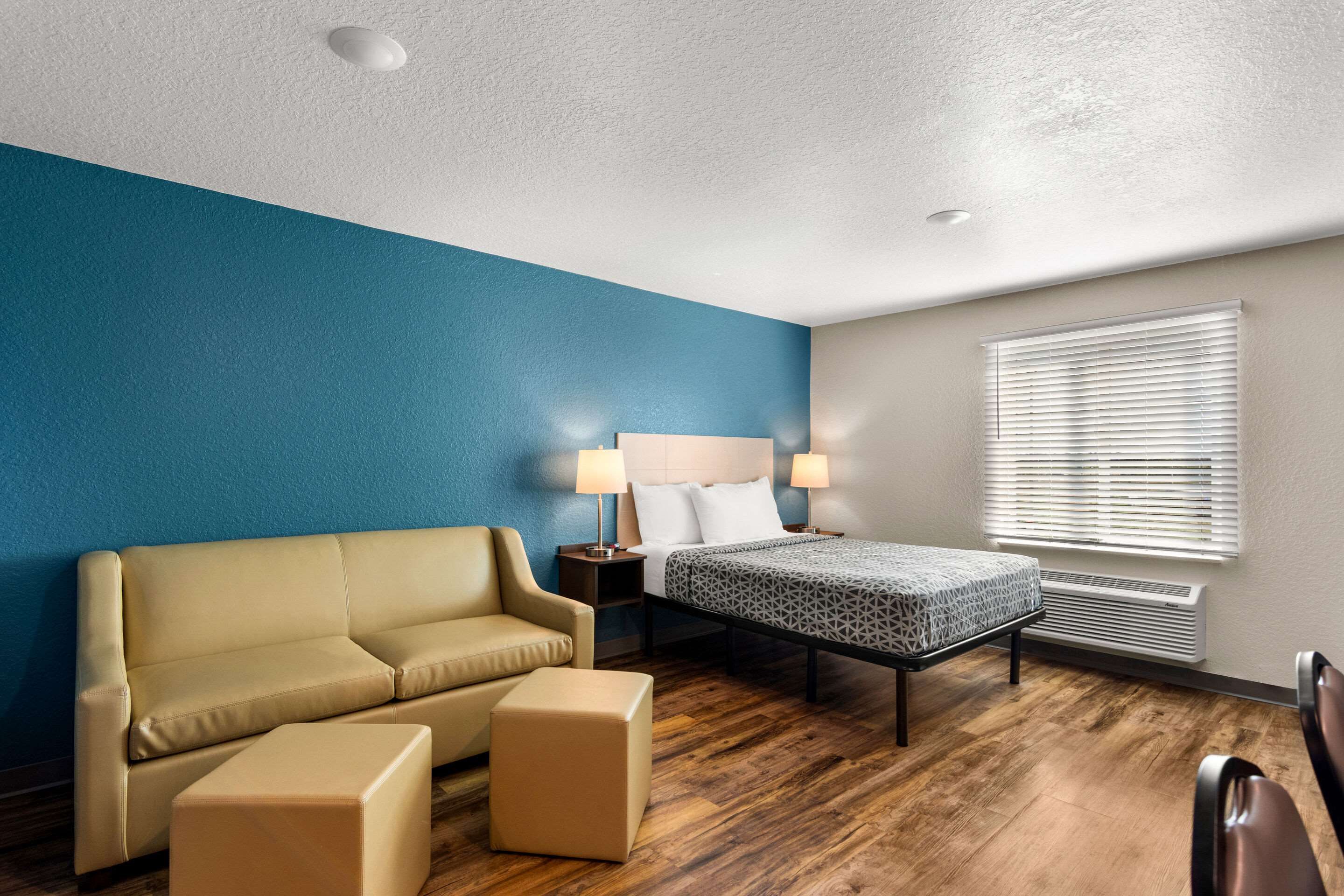 Woodspring Suites Port St. Lucie - Port St. Lucie - Спальня