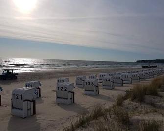 Strandhotel Lindequist 'Neuerofnung 2022' - Sellin - Пляж