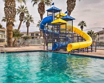 Family-friendly St George Condo w/ Community Pools - Saint George - Piscina