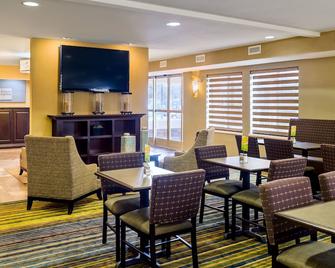 Holiday Inn Express & Suites Sandy - South Salt Lake City, An IHG Hotel - Sandy - Lobby