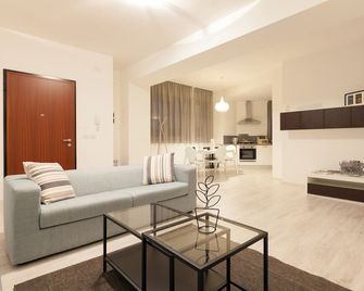 Urban Homy Gorizia - Gorizia - Wohnzimmer