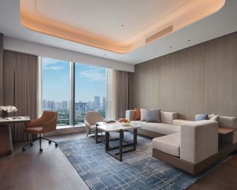 Intercontinental Hotels Zhengzhou By IHG - Zhengzhou - Lounge