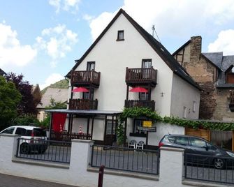 Haus-Born-Simon - Treis-Karden