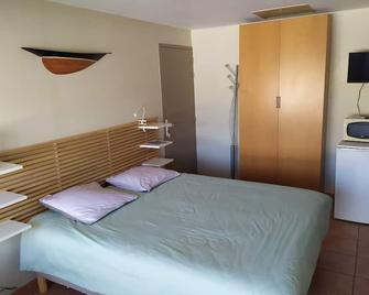 Studio 8 minutes from the beach - Villeneuve-en-Retz - Bedroom