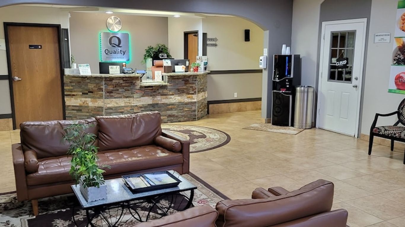 Quality Inn and Suites Salina National Forest Area