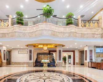 Xingang Holiday Hotel(Xinzheng International Airport Shop) - Zhengzhou - Lobby