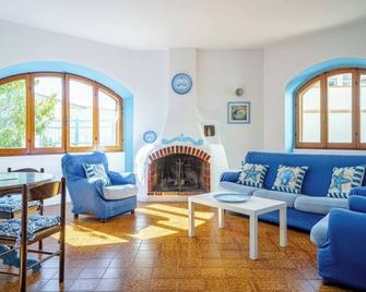 Super large house in Cala Gonone! - Dorgali - Living room
