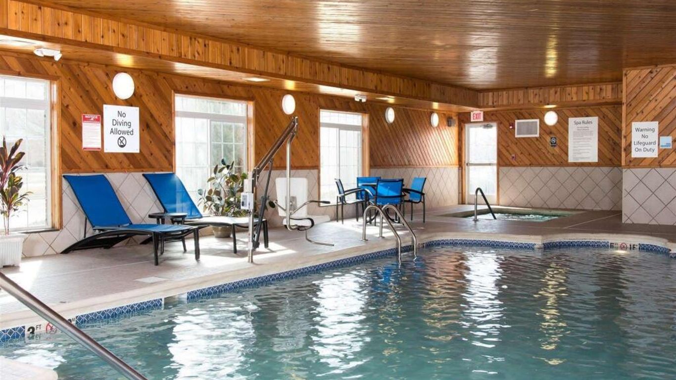 Holiday Inn Express & Suites Danville By IHG