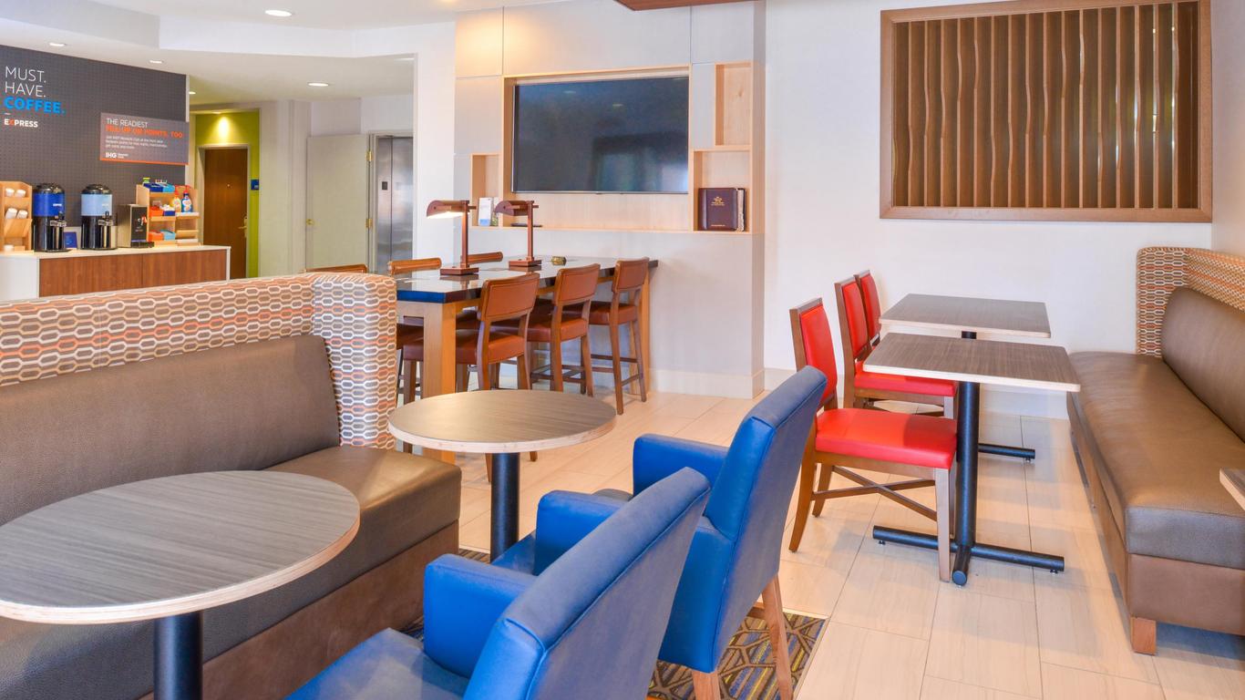 Holiday Inn Express Glenwood Springs (Aspen Area) By IHG