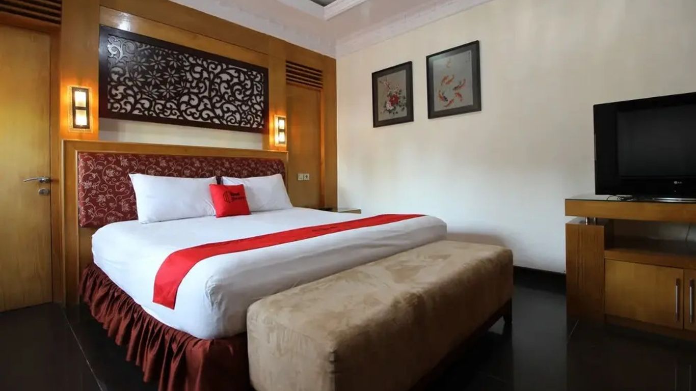 RedDoorz Plus near Tugu Jogja 2