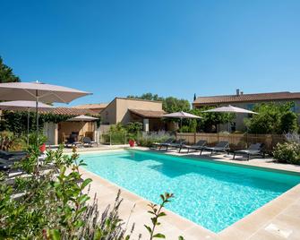 Best Western Aurelia - Maussane-les-Alpilles - Piscine