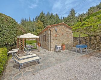 Villa with Pool Near Cortona - Cortona - Patio