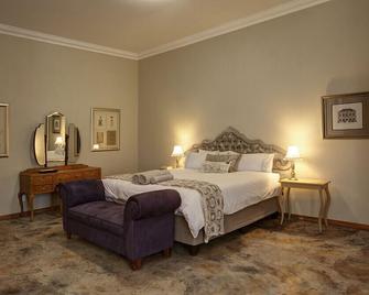 Bosheuvel Country Estate - Lanseria - Bedroom
