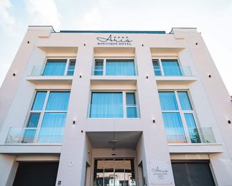 Aris Boutique Hotel - Velký Varadín - Budova