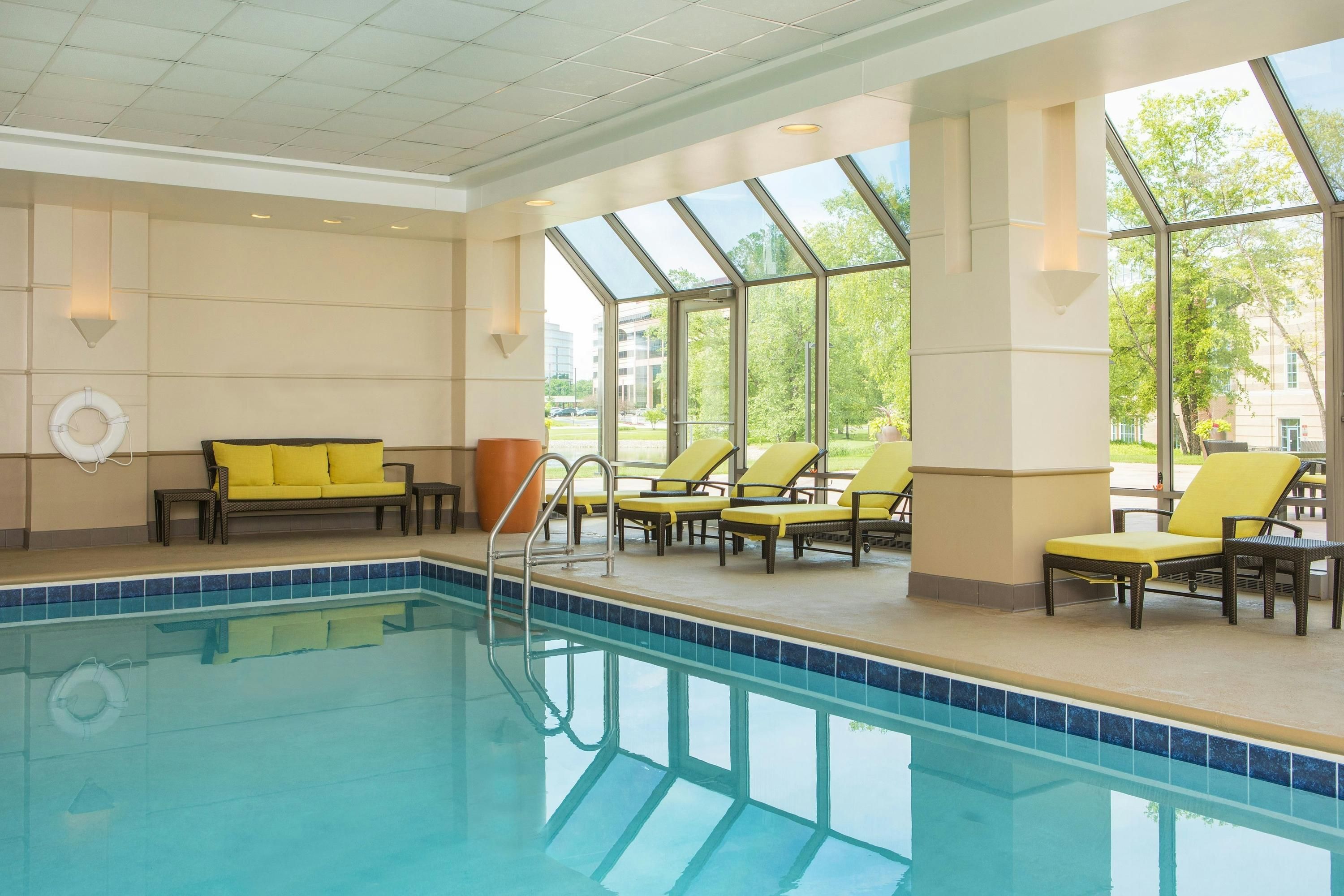 Sheraton Suites Chicago Elk Grove