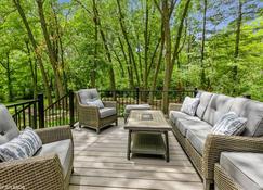 Professionally Sanitized - Dome Away From Home - Secluded Naperville Retreat - Naperville - Widok na zewnątrz